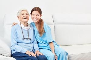 Cuidador de idosos em hospitais